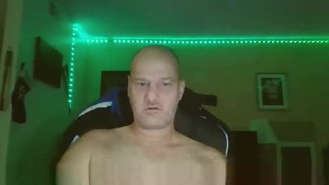 takerlover436295 online show from December 5, 2025, 2:53 am