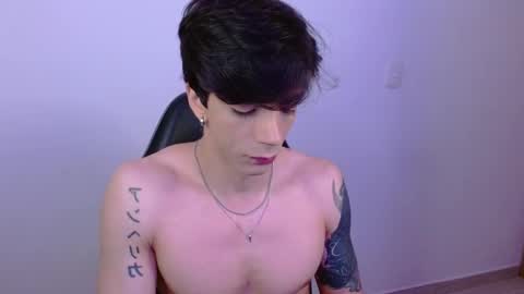 Snapshot of takeru___ chatting on November 24, 2025, 11:32 am takeru___ online show from November 24, 2025, 11:32 am