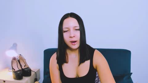 Snapshot of taliasensitive chatting on December 21, 2025, 10:22 am taliasensitive online show from December 21, 2025, 10:22 am