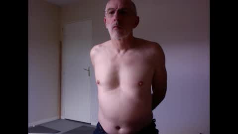 Snapshot of taliesin4321 chatting on January 1, 2025, 12:33 pm Jack Pierrot online show from January 1, 2025, 12:33 pm