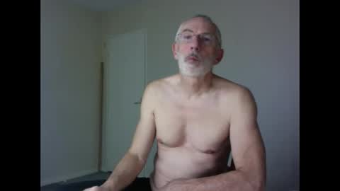 Snapshot of taliesin4321 chatting on October 22, 2025, 7:02 pm Jack Pierrot online show from October 22, 2025, 7:02 pm