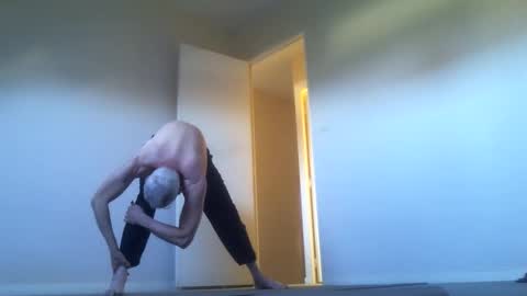 Jack Pierrot online show from June 7, 2026, 5:33 am