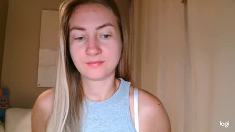  Kira  online show from September 19, 2025, 5:53 am