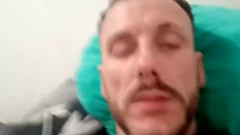 Snapshot of tallcleancuthung chatting on April 4, 2026, 5:21 pm Tallcleancuthung online show from April 4, 2026, 5:21 pm