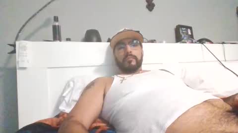 Snapshot of talllatino310 chatting on November 13, 2025, 7:35 pm talllatino310 online show from November 13, 2025, 7:35 pm