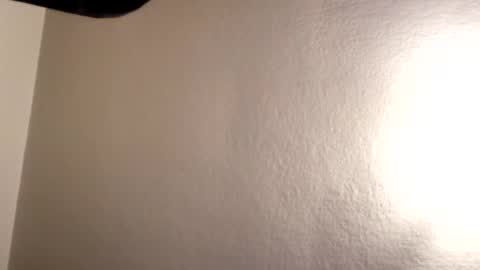 talllighthandsom online show from December 8, 2024, 3:53 am