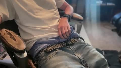 6foot7andhard online show from April 19, 2026, 7:49 pm