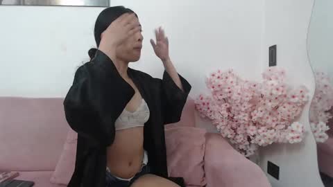 Hi im sara online show from April 28, 2026, 12:54 pm