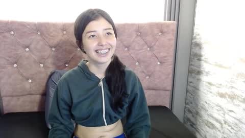 Snapshot of tamara_aa chatting on November 17, 2025, 12:16 am Tamara online show from November 17, 2025, 12:16 am