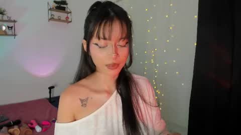 Tamy online show from July 30, 2026, 6:18 pm