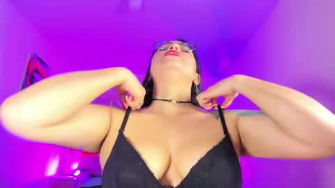 tamara online show from September 25, 2025, 4:38 am