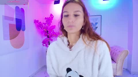 Snapshot of tamara_slimx chatting on October 19, 2025, 3:40 am Tamara online show from October 19, 2025, 3:40 am