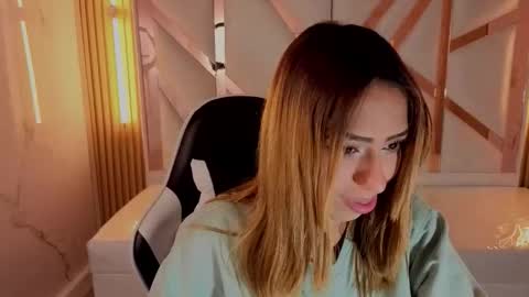 Snapshot of tamara_tp chatting on February 4, 2026, 12:55 pm Tamara online show from February 4, 2026, 12:55 pm