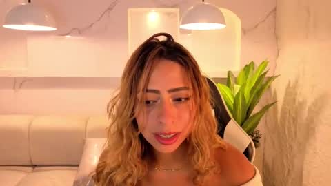 Snapshot of tamara_tp chatting on February 11, 2026, 7:19 pm Tamara online show from February 11, 2026, 7:19 pm