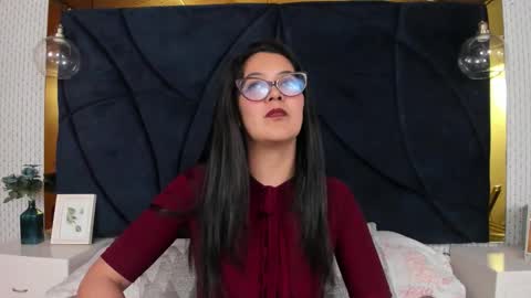 Tamara online show from November 25, 2025, 2:44 am