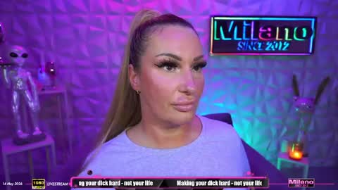 TamaraMilano online show from May 14, 2026, 7:59 am