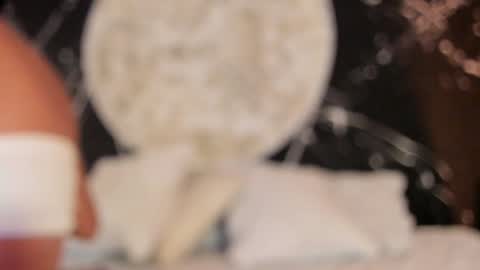 Snapshot of tamarathompsonn chatting on January 8, 2025, 4:23 am Tamara. online show from January 8, 2025, 4:23 am