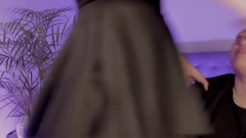 Snapshot of tamarathompsonn chatting on October 9, 2025, 11:03 pm Tamara. online show from October 9, 2025, 11:03 pm