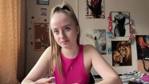 Karina online show from March 31, 2026, 1:44 pm