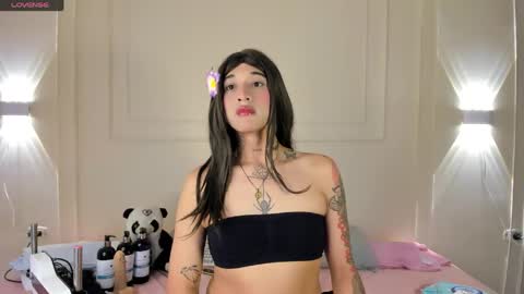 Tammy  online show from April 12, 2026, 7:13 am