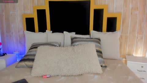 Tamy online show from January 7, 2025, 7:49 pm