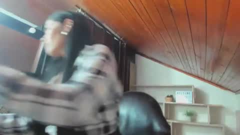 tania online show from January 13, 2025, 7:31 pm