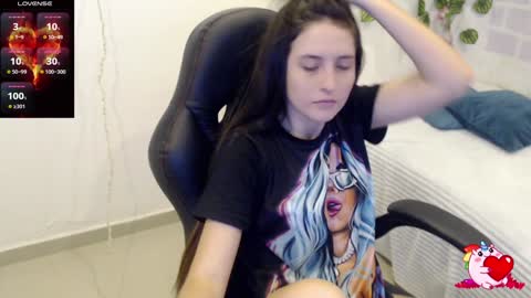 Tania  online show from January 11, 2025, 3:52 pm