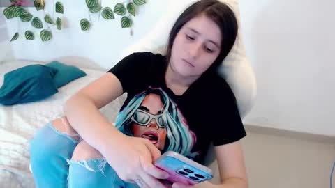 Tania  online show from March 27, 2026, 7:24 pm