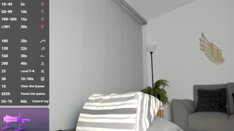 Tanisha online show from April 13, 2026, 5:13 am