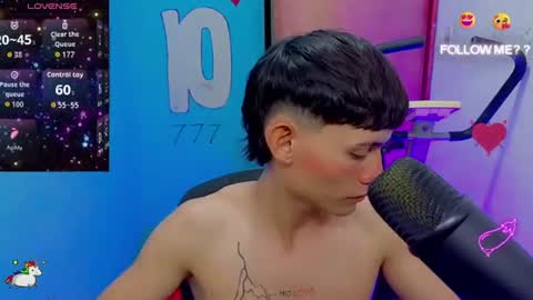 Snapshot of tanjiro_cute chatting on June 19, 2026, 5:12 am Andres online show from June 19, 2026, 5:12 am