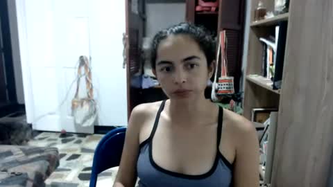 Snapshot of tantricroots chatting on June 21, 2026, 12:02 am Angeline Follow online show from June 21, 2026, 12:02 am