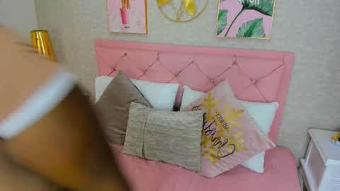 Snapshot of tanysha_03 chatting on September 9, 2025, 11:43 am tanysha_03 online show from September 9, 2025, 11:43 am