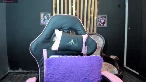 Snapshot of tara_joi chatting on January 10, 2025, 3:48 pm Tara online show from January 10, 2025, 3:48 pm