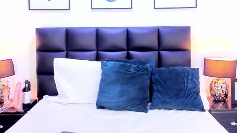 taracarsonn online show from January 25, 2025, 4:34 am