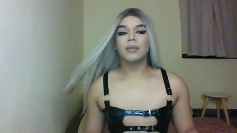 Snapshot of tarahriches chatting on January 1, 2025, 3:57 pm tarahriches online show from January 1, 2025, 3:57 pm