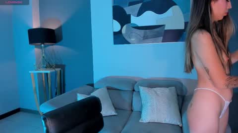 Tara Lawrence online show from October 5, 2025, 11:46 pm