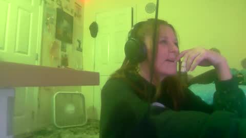 Snapshot of taralynn7136 chatting on January 10, 2025, 11:00 am tara lynn online show from January 10, 2025, 11:00 am