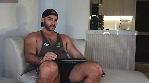 Tarek online show from October 7, 2025, 8:50 pm