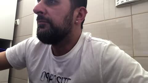 Snapshot of tarkan198 chatting on January 18, 2025, 3:49 pm tarkan198 online show from January 18, 2025, 3:49 pm