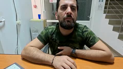 Snapshot of tarkan198 chatting on March 2, 2025, 9:22 pm tarkan198 online show from March 2, 2025, 9:22 pm