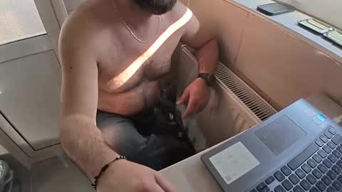 Snapshot of tarkan198 chatting on March 7, 2025, 7:08 am tarkan198 online show from March 7, 2025, 7:08 am