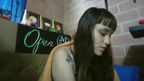 Snapshot of tarot_girl chatting on March 10, 2025, 11:32 am carolina online show from March 10, 2025, 11:32 am