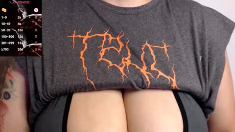 tarrant_ online show from November 19, 2025, 11:27 pm