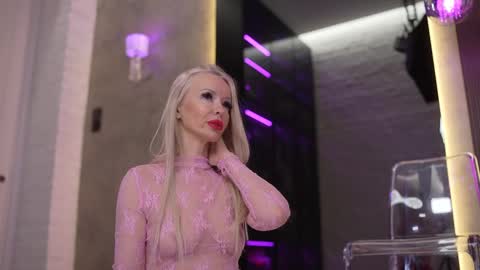 Tasha online show from February 9, 2025, 10:20 am