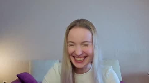 Snapshot of tashinapetitto chatting on May 1, 2026, 7:35 am Your Ressie online show from May 1, 2026, 7:35 am
