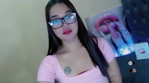 Snapshot of tastefully_yours chatting on September 20, 2025, 7:37 pm Ms Lendy Versa 3 online show from September 20, 2025, 7:37 pm