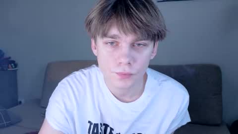 tasteithorny online show from April 4, 2026, 10:35 am