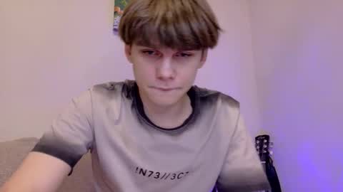 tasteithorny online show from April 7, 2026, 9:37 pm