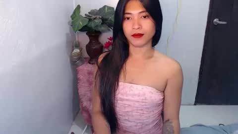 Snapshot of tasteofinnocent69 chatting on April 1, 2026, 10:16 am online show from April 1, 2026, 10:16 am