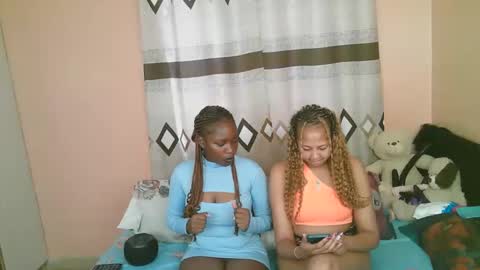 Snapshot of tastie_t chatting on October 26, 2025, 10:10 am tastie_t online show from October 26, 2025, 10:10 am